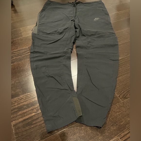 NIKE drawstring trouser pants with elasticized cuff - Picture 2 of 16